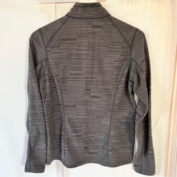 The North Face Glacier 1/4-Zip Pullover Lightweight - Picture 2 of 9